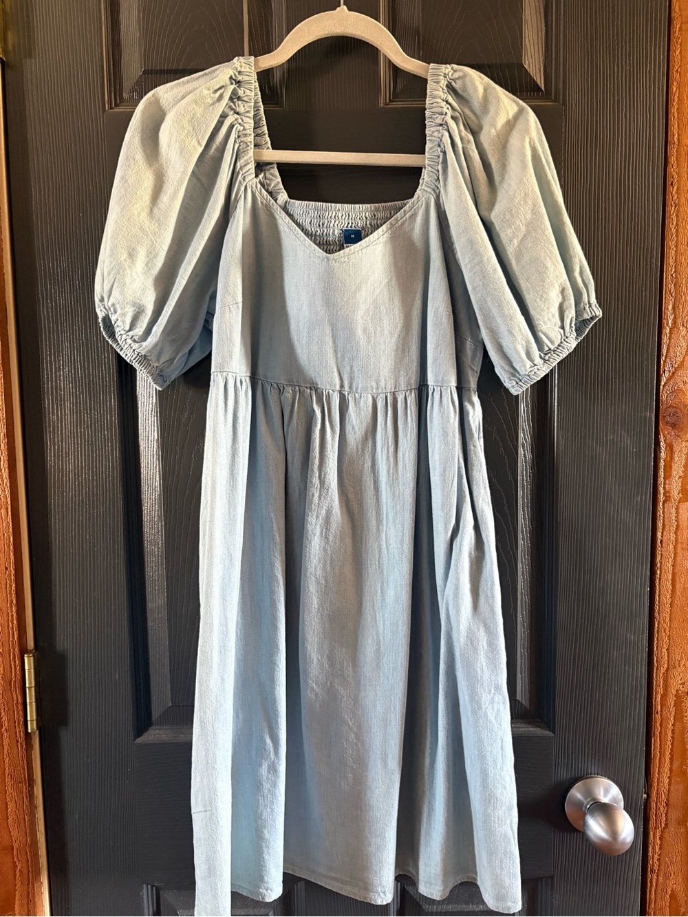 Old Navy Light Blue Puff-Sleeve Dress